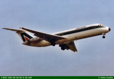 I-DIZE (cn 47502) McDonnell Douglas DC-9-32
