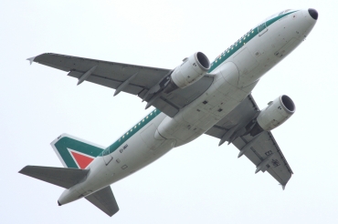 EI-IMH (2101) 2004 Airbus A319-112