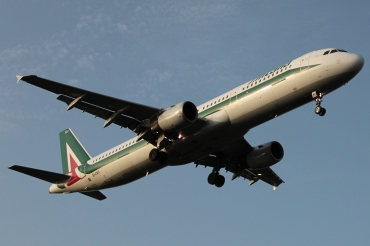 EI-IXJ (959) 1999 Airbus A321-112