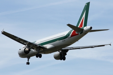 EI-IKG (1480) 2001 Airbus A320-214