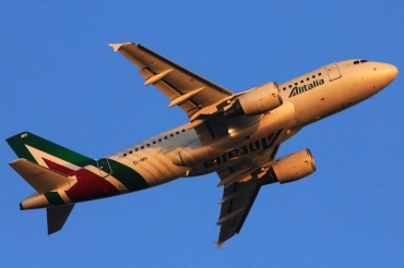 EI-IMH (2101) 2004 Airbus A319-112