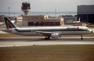 I-BIXI (cn 00494) Airbus A321-112
