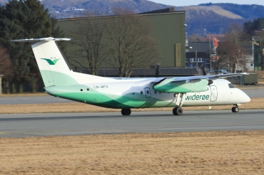 LN-WFU (534) 1999 Bombardier Dash 8-Q311