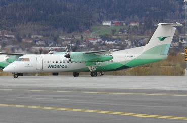 LN-WFH (238) 1990 DeHavilland Canada DHC-8-311 Dash 8