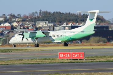 LN-WDL (4392) 2011 Bombardier Dash 8-Q402