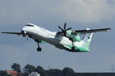 LN-RDZ (4063) 2001 Bombardier Dash 8-Q402