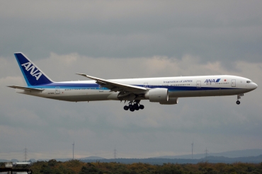 JA792A (cn 60381) Boeing 777-381ER