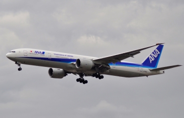 JA784A (cn 37950) Boeing 777-381ER
