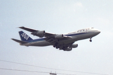 JA8182 (cn 23813) Boeing 747-281B