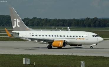 OY-JTV (28015) 2001 Boeing 737-7L9