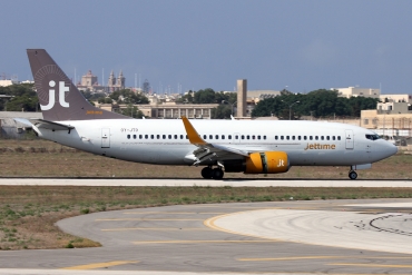 OY-JTD (24678) 1990 Boeing 737-3Y0(WL)