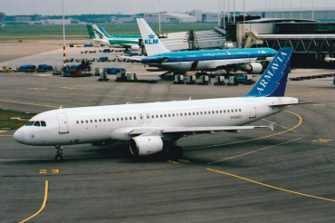 EK32007 (726) 1997 Airbus A320-211