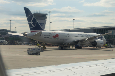 SP-LRH (35943) 2017 Boeing 787-8 Dreamliner