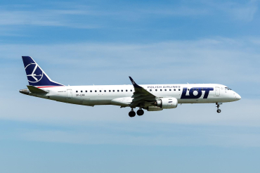 SP-LNA (19000415) Embraer 190-200LR
