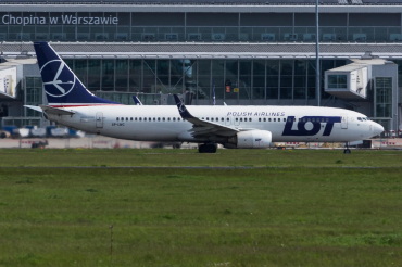 SP-LWC (30691) 2005 Boeing 737-89P(WL)