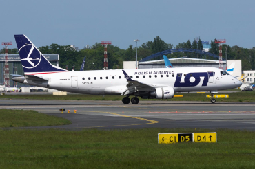 SP-LIN (17000313) Embraer 170-200LR