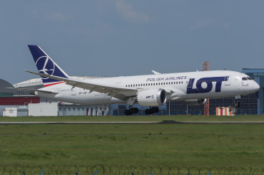 SP-LRF (35942) 2014 Boeing 787-8 Dreamliner