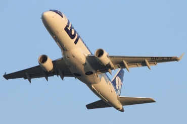 SP-LII (17000290) Embraer 170-200LR