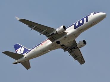 SP-LII (17000290) Embraer 170-200LR