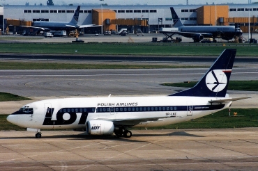 SP-LKE (27130) 1993 Boeing 737-55D