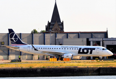 SP-LMC (19000763) Embraer 190-100STD