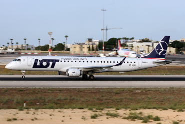 SP-LNO · Embraer ERJ-195LR · MLA / LMML