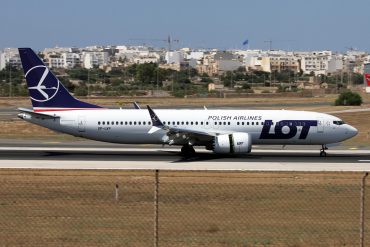 SP-LVP · Boeing 737-8 MAX · MLA / LMML