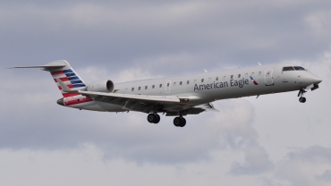 N740SK (10196) 2005 Bombardier CRJ-701