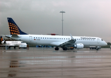 D-AEMC (cn 19000300) Embraer 190-200LR