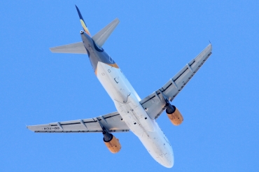 OO-TCH (cn 1929) Airbus A320-214