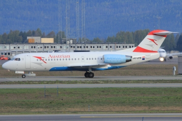 OE-LFR (cn 11572) Fokker 70