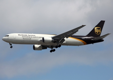 N334UP, (cn 32844), Boeing 767-34AF/ER