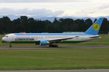 VP-BUF (33078) 2004 Boeing 767-33P(ER)