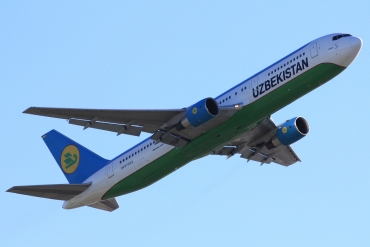 UK67002 (28392) 1997 Boeing 767-33P(ER)