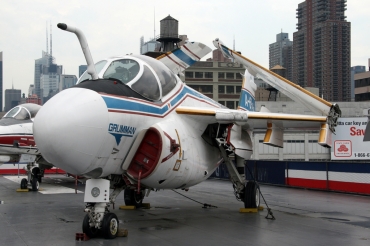 162185 (I-678) Grumman A-6F Intruder