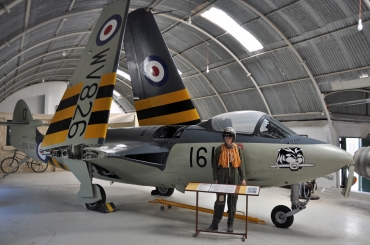 WV826 (6071) 1954 Hawker Sea Hawk FGA6