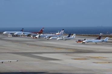 EC-HEK (cn 7320) Bombardier CRJ200ER