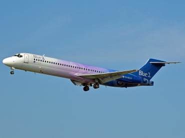 OH-BLQ (cn 55067) Boeing 717-23S