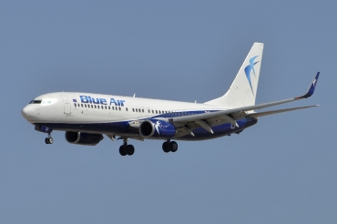 YR-BMJ (cn 40696) Boeing 737-82R