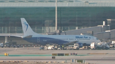 YR-BAU (cn 26066) Boeing 737-4Y0