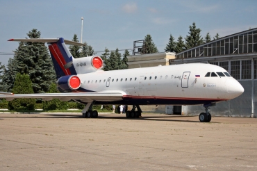 RA-42444 (4520424116677) 1992 Yakovlev Yak-42D