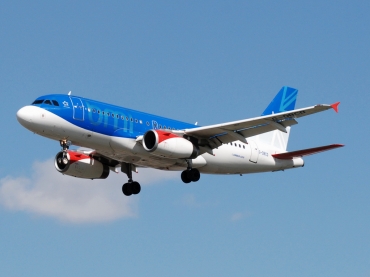 G-DBCD (cn 2389) Airbus A319-131