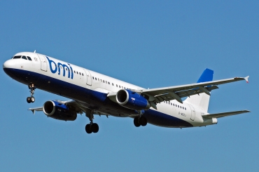 G-MEDJ (2190) 2004 Airbus A321-231