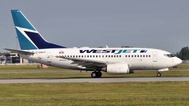 C-GWCY (35113) 2010 Boeing 737-6CT