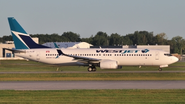 C-FLSF (cn 40838) Boeing 737-8CT