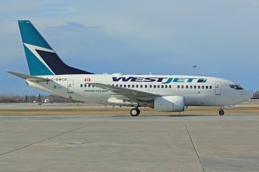 C-GWCQ, (cn 35111/2004), Boeing 737-6CT