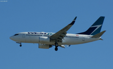 C-FCWJ · Boeing 737-7CT(WL) · (YYC / CYYC)