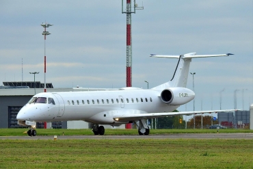 G-RJXH (145442) 2001 Embraer ERJ-145EP