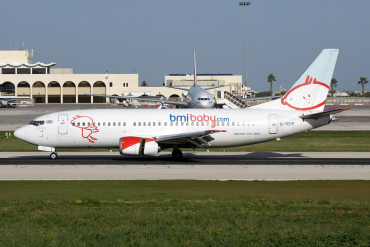 G-TOYF (28557) 1997 Boeing 737-36N