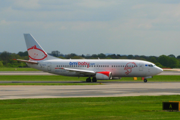 G-TOYK (28870) 1997 Boeing 737-33R